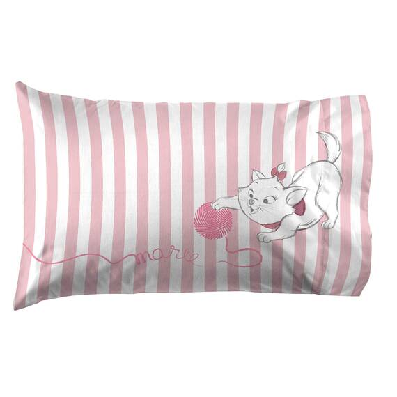 Jay Franco Aristocats Marie Cat & Yarn 1 Pack Pillowcase - Double Sided Kids Super Soft Bedding (Official Product)