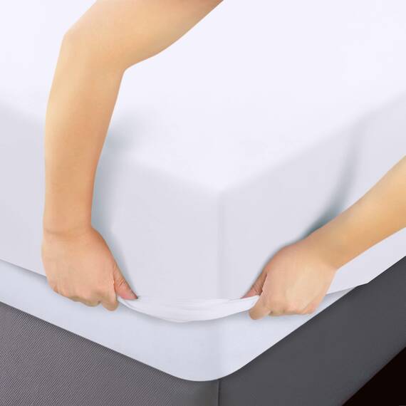 Utopia Bedding Spannbettlaken für Doppelbett, weiche gebürstete Mikrofaser, tiefe Taschen, schrumpffrei und lichtbeständig, pflegeleicht, Großpackung mit 24 Stück (Weiß)