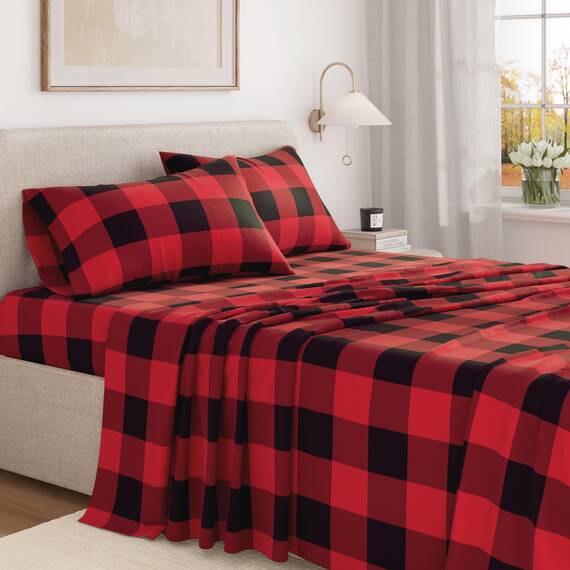 Great Bay Home Flanell-Bettwäsche-Set, Queen-Size-Größe, 100 % türkische Baumwolle, doppelt gebürstet, bedruckt, ultraweich, gemütlich, 4-teiliges Bettwäsche-Set (Büffelkaro, Rot/Schwarz)