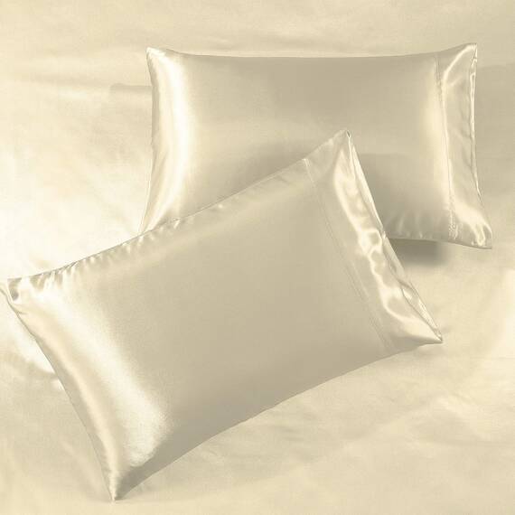 Pure Bedding Satin-Bettlaken für Kingsize-Bett, 4-teilig, elfenbeinfarben, schmutzabweisend – Spannbettlaken mit tiefen Taschen, Bettlaken und Kissenbezügen