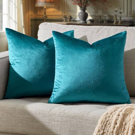 GIGIZAZA Dekorative Couch-Kissenbezüge, Set mit 2 blaugrünen Pfauengrün, quadratische Kissenbezüge, 55,9 x 55,9 cm, Kissenbezüge aus Samt
