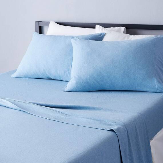 Amazon Basics 4 Stück Bettlaken-Set aus Jersey, King, Himmelblau, Einfarbig