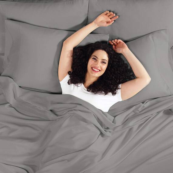 Empyrean Spannbettlaken für King-Size-Bett, ultraweiche Mikrofaser, 110 g/m², nur tiefes Spannbetttuch, feuchtigkeitsableitend, passend für 35,6 bis 40,6 cm, schrumpft und lichtbeständig, Eckriemen