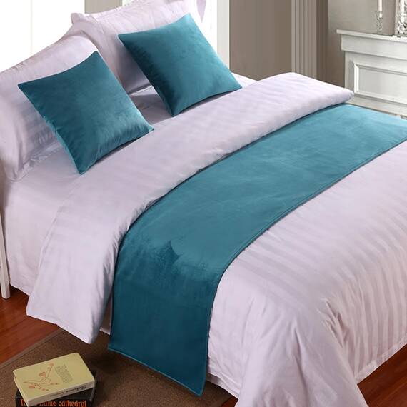 QRGMKL Premium Samt Bettläufer Tagesdecke, weich kein verblassender Bettschal Läufer für Schlafzimmer Hochzeitszimmer Home Hotel Bettwäsche Dekorationen-Sky Blue||240X50cm for 1.8m Bed