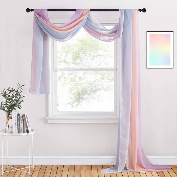 PONY DANCE Querbehang Gardine mit Farbverlauf Hausbett Dekoration Mädchen Freihanddeko für Traubogen Hochzeit Himmelbett Vorhänge Tüll Stoff, 1 Stück H 548 x B 152 cm, Eleganter Regenbogen