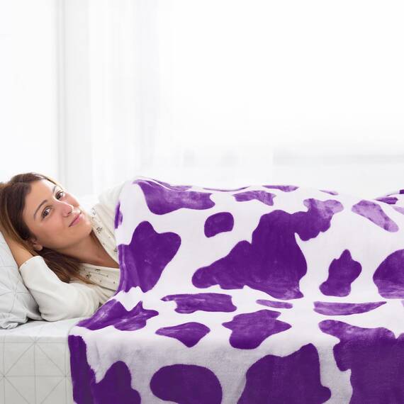 HSEEC Violette Decke, Queen-Size-Bett, weiche Überwurfdecken für Couch, leicht, flauschig, Fleece, Lavendel, Überwurf für alle Jahreszeiten, lila Kuh-Geschenke, niedliche Schlafzimmer-Dekoration für
