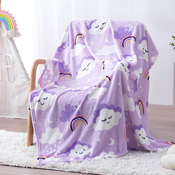 SOCHOW Kuscheldecke mit Wolkenmuster für Kinder Jungen und Mädchen, Weiche Leichte Gemütliche Warme Flanell Decke für Bett, 127 x 150 cm, Violett