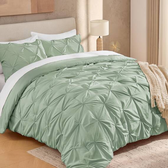 Andency California King Bettdecken-Set, Salbeigrün (277 x 248 cm), Quetschfalten, 3-teilig, übergroße King-Size-Bettdecke, Mikrofaser-Daunen-Alternativ-Bettwäsche-Set