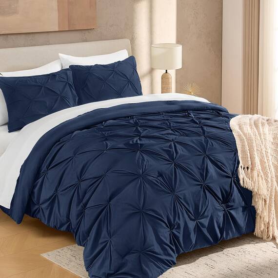 Andency California King Bettdecken-Set, marineblau (277 x 248 cm), Quetschfalten, 3-teilig, übergroße King-Size-Bettdecke, Mikrofaser, Daunen-Alternative