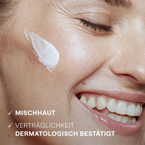 WELEDA Bio Iris Ausgleichende Feuchtigkeitspflege, reichhaltige Tages- und Nachtpflege zur intensiven Pflege von trockener Haut, Naturkosmetik Creme reguliert die Feuchtigkeitsbalance (1 x 30 ml)