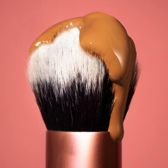 Real Techniques Expert Gesichts-Make-up-Pinsel, für flüssige und cremige Foundation, Rouge und Bronzer, aufbaubare Abdeckung für Basis-Make-up, synthetische Borsten, vegan, 1 Stück