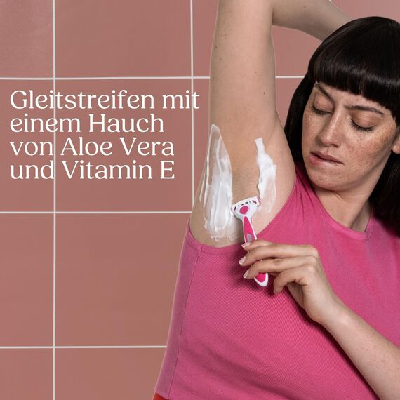 Wilkinson Sword Intuition Quattro Smooth Shave Rasierklingen, Damenrasur, Hauch von Aloe vera, Rasierer für die alltägliche Rasur, 6 + 1 Stück