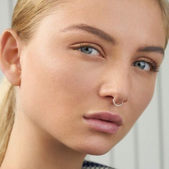 Manhattan 3in1 Easy Match Make-up, Flüssig Foundation für dunkle Haut mit LSF 20, Farbe Mocha 41, 1 x 30ml