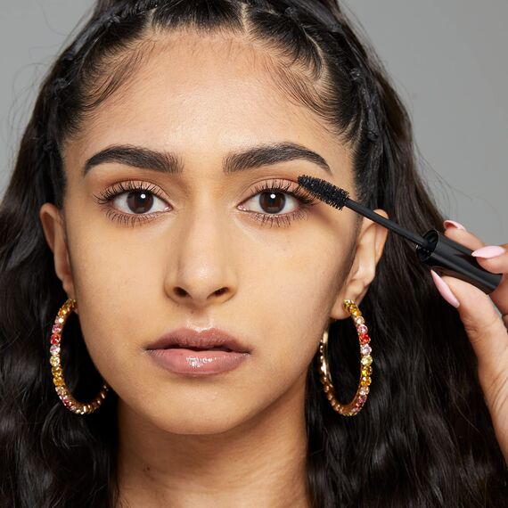 NYX Professional Makeup Worth the Hype Mascara, Für Voluminöse und längerwirkende Wimpern, Spitzzulaufende Bürste erreicht alle Wimpern, Jojoba-Öl, Farbton: Schwarz