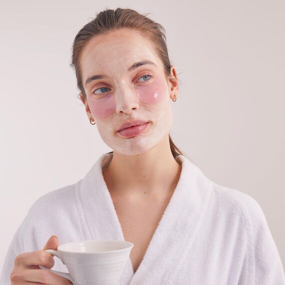 NIVEA Bye Bye Dry Skin Gesichtsmaske, intensive Gesichtspflege Maske für trockene Haut, Hautpflege Maske mit Honigextrakt und natürlichem Mandelöl (2 x 7,5 ml)