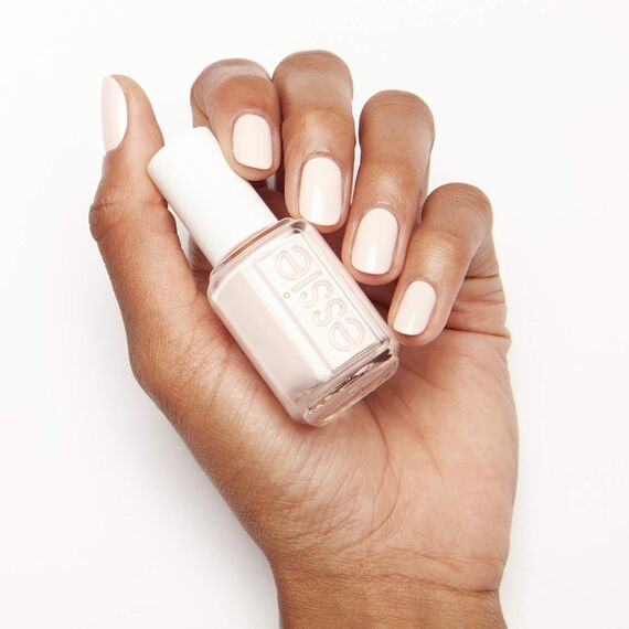 Essie Nagellack für farbintensive Fingernägel, Nr. 715 you're a catch, Nude, 13,5 ml