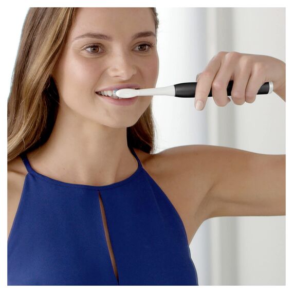 Oral-B Pulsonic Clean Aufsteckbürsten — ORIGINAL Zahnbürstenaufsatz für Oral-B Schallzahnbürste — Ersatzbürsten, Bürstenköpfe für Elektrische Zahnbürste für eine Gründliche Reinigung — Weiß, 2 Stück