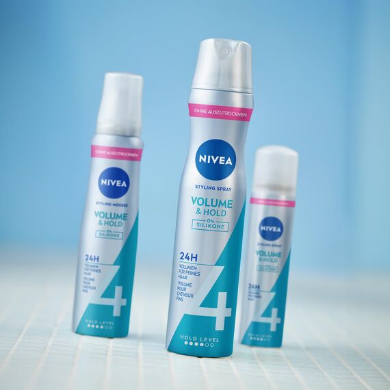 NIVEA Volume & Hold Styling Spray, stärkendes Haarspray mit UV-Schutz, Panthenol & Vitamin B3, Haarlack für sichtbar mehr Volumen & 24h Halt (Haltestufe 4), veganes Pflegespray ohne Silikone (250 ml)