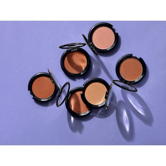 Wet n Wild Color Icon Blush, kräftiges anpassbares Rouge, gepresstes Puder mit seidigweicher Formel, für einen gesunden Teint und seidigweichen Hautton, Vegan, Mellow Wine