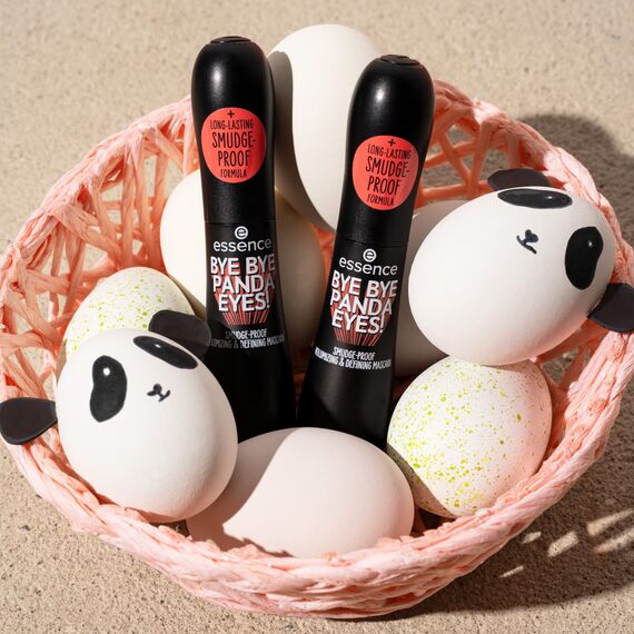 essence BYE BYE PANDA EYES! SMUDGE-PROOF VOLUMIZING AND DEFINING MASCARA, Nr. 01, Schwarz, langanhaltend, vegan, ohne Mikroplastikpartikel, Nanopartikel frei, ohne Parfüm, 3er Pack (3x16ml)