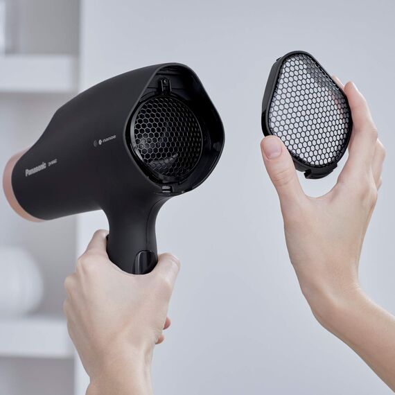 Panasonic EH-NA63 Nanoe Haartrockner, mit Diffusor, Styling-Düse, Gebläse- & Temperaturstufen, für sichtbaren Glanz, 2000 W Leistung, ergonomisches Design, Roségold