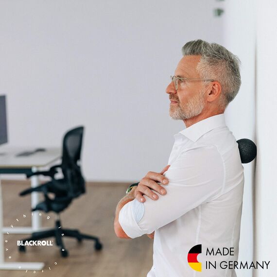 BLACKROLL® BALL Set, Massagebälle für die Selbstmassage, Fitness-Massagegeräte für effektives Training, BLACKROLL® Set: BALL 08 und BALL 12, Made in Germany, Schwarz