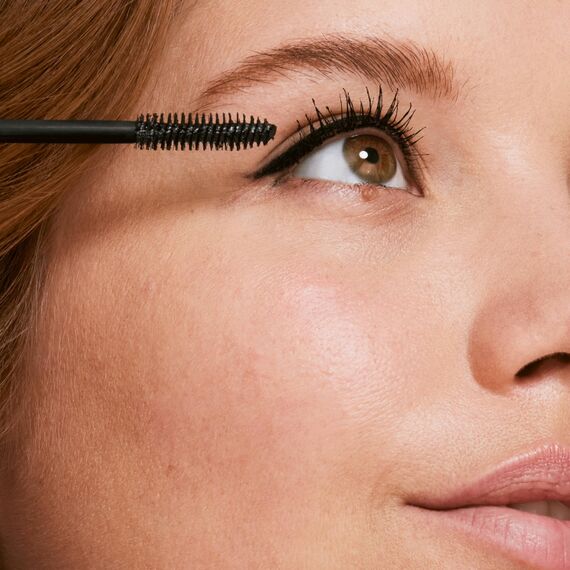 Clinique High Impact™ Waterproof Mascara | Wasserfeste Mascara für mehr Volumen und Länge | wischfest + sicher für empfindliche Augen, 8 ml