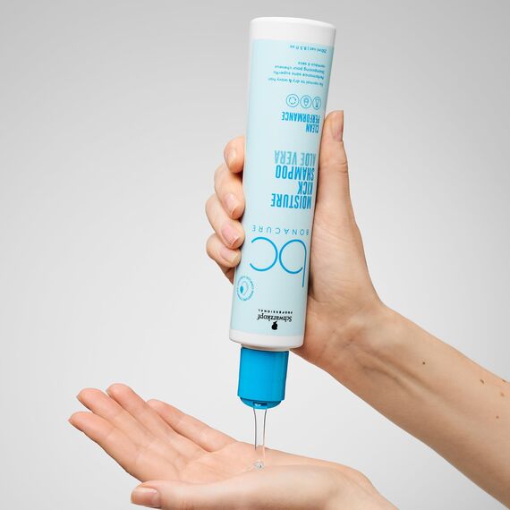 Schwarzkopf Professional Bonacure Moisture Kick Shampoo Normales Trockenes Haar Vegan Glycerol Feucht Gepflegtes Haargefühl Verhindert Austrocknung Silikonfrei 250 ml