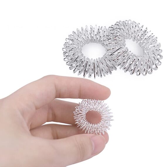 Huoberr 2 Stücke Magnetic Acupressure Balls &3 Stücke Massageringe für Finger Igelball Massage Small 32 mm Durchmesser Skills Borderline Set für Stress Relief oder Massage (Sliver)