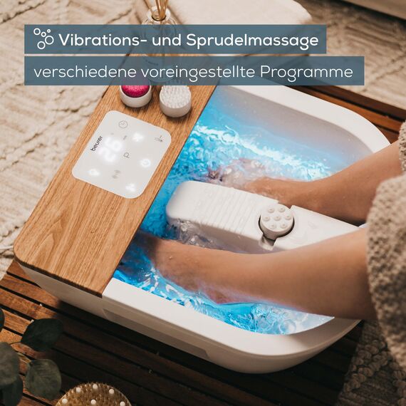 Beurer FB 65 Wellness Fußsprudelbad mit Wasserheizung und zuschaltbarer Beleuchtung, integrierte rotierende Pedikürestation, entspannte Vibrations- und Sprudelmassage