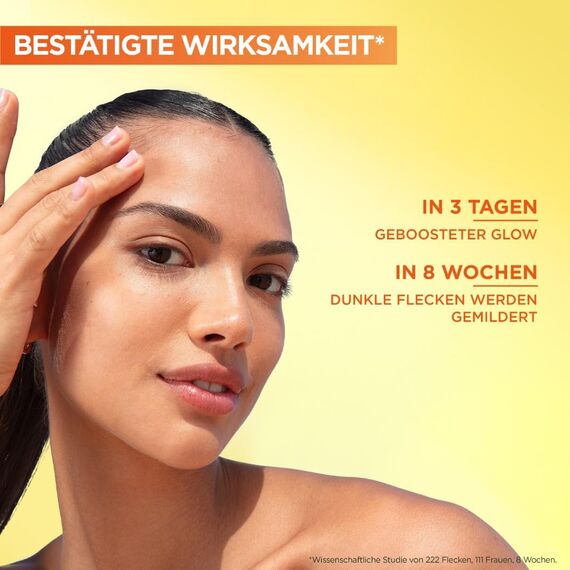 Garnier Vitamin C Set Glow Booster Set für Tag und Nacht aus Brightening Anti-Dark-Spot Serum, Vitamin C Glow Booster Augenpflege Vitamin C Glow Booster Nachtserum und Vitamin C Tagescreme, 4 teilig