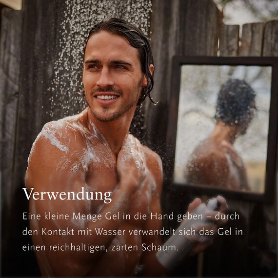 RITUALS Sport Vorteilspack mit 3 x Duschschaum | Duschgel mit Aktivkohle | ölabsorbierend und belebend | frischer und holziger Duft | Vorteilspack 3 x 200 ml