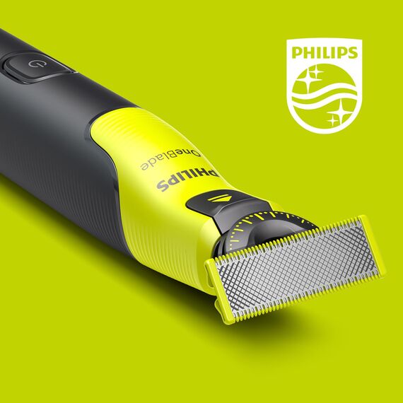 PHILIPS OneBlade 360 Face & Body mit App-Anbindung - elektrischer Rasierer, Trimmer & Bodygroomer, 2x 360 Klingen, verstellbarer Trimmaufsatz, 2x Körperaufsätze, für Gesicht & Körper (QP4631/30)