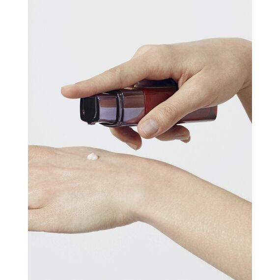 L'Oréal Paris Serum, Revitalift Laser X3, Anti-Aging Gesichtspflege mit 3-fach Wirkung, Mit Hyaluronsäure, 30 ml (Packung mit 2)