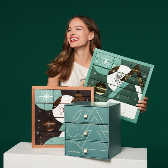 M. Asam MAGIC FINISH Adventskalender 2024 – Beauty Produkte im Wert von 178€, Vorfreude auf Weihnachten mit 24 Beauty-Momenten, Weihnachtskalender mit Make-up Produkten wie Foundations & vieles mehr