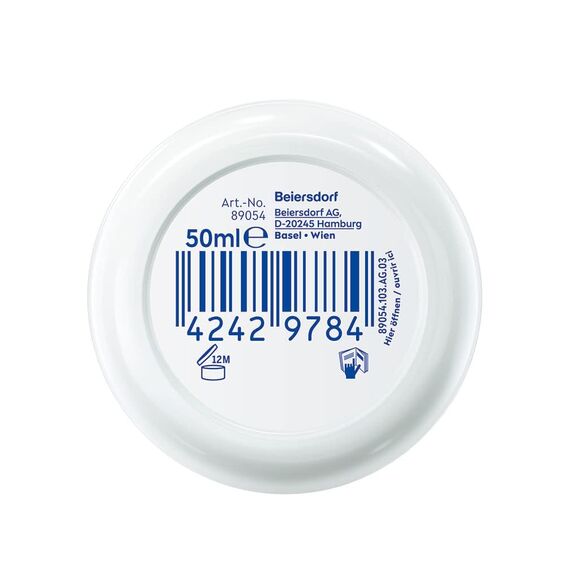 NIVEA Soft Erfrischende Feuchtigkeitscreme, leichte Creme mit Vitamin E und 100% natürlichem Jojoba-Öl, schnell einziehende Hautcreme für intensive Feuchtigkeit (50 ml) (Packung mit 5)