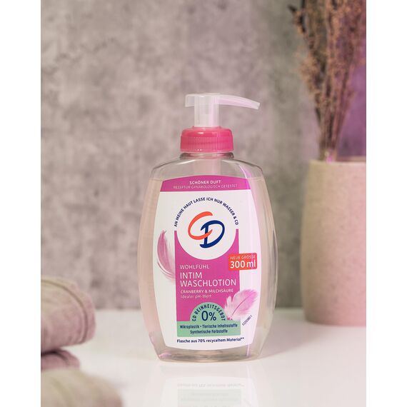 CD Wohlfühl Intim Waschlotion, 300 ml, Lotion zur milden Reinigung des Intimbereichs, mit Cranberry-Extrakt & Milchsäure, seifenfreie Körperpflege, dezenter Duft, vegan (Packung mit 3)