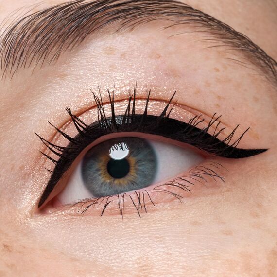 Catrice Superproof Brush Liner Waterproof, Eyeliner, Nr. 010, Schwarz, langanhaltend, Expressergebnis, hochpigmentiert, vegan, wasserfest, ohne Mikroplastikpartikel, ohne Parfüm, 3er Pack (3x0.45ml)