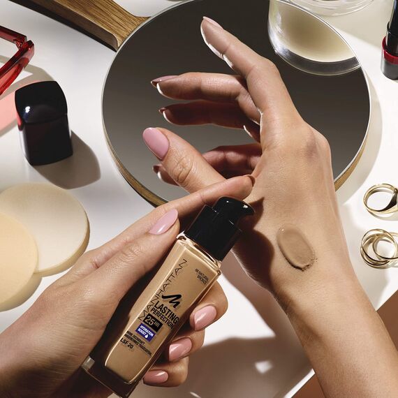 Manhattan Lasting Perfection 25 Stunden Make up, Rose Beige 64, feuchtigkeitsspendende Foundation, langanhaltend, hohe Deckkraft, für einen makellosen Teint, 30 ml (Packung mit 2)