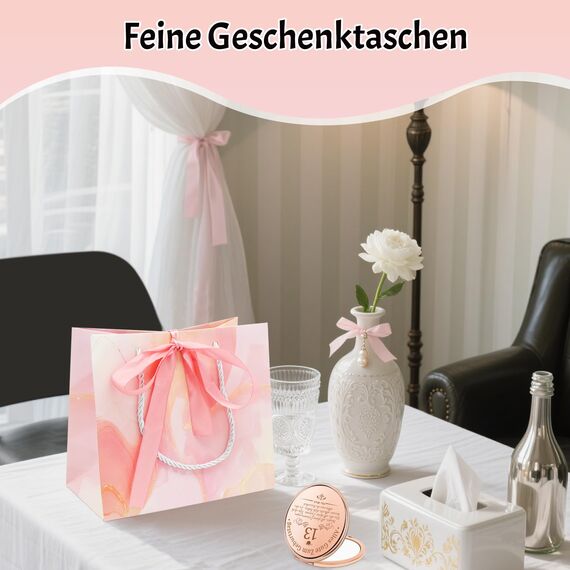 Shining She 13 Geburtstag Mädchen Geschenk Set, Geburtstag Geschenke für 13 Jährige Mädchen mit 2013 Kosmetiktasche, 13. Schlüsselanhänger, 13. Rosa Socken und Kosmetikspiegel Tochter Geschenk
