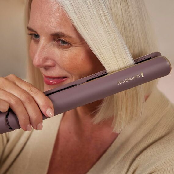 Remington AIRvive™ Glätteisen [Ionic Air-Technologie: weniger Frizz & statische Aufladung] Ultra-Keramikbeschichtung mit Mikrowirkstoffen (Schmale Platten, LCD-Display, 150-230°C) Haarglätter S8930