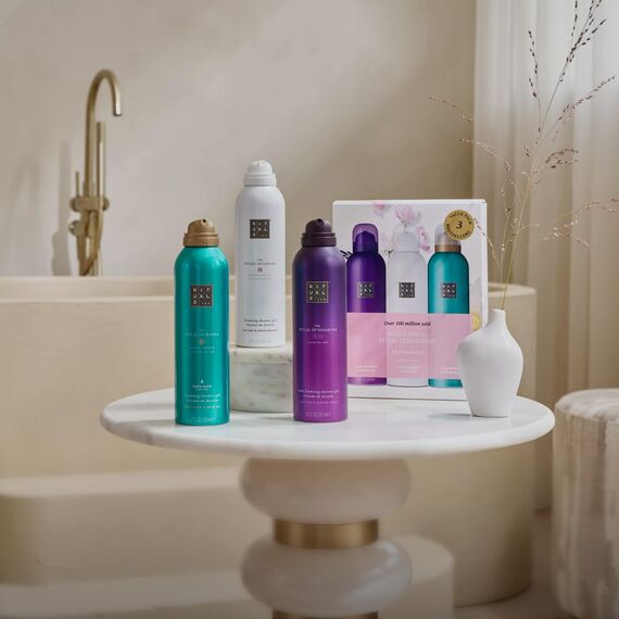 RITUALS Duschschaum Geschenkset – Luxuriöses Pflegeset The Ritual of Sakura, Karma und Yozakura 3x200ml