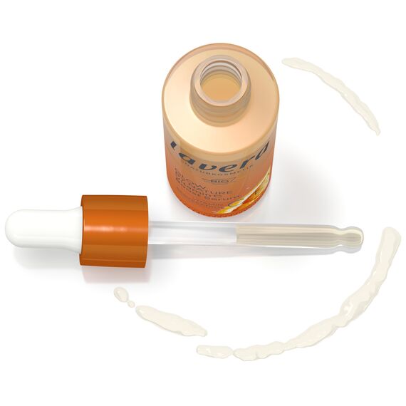 lavera Glow By Nature Vitamin C Boost Serum - intensive Hydration - erfrischt & geschmeidigt - mildert Pigmentflecken & Pickelmale - Q10 - vegan - Naturkosmetik - 30 ml