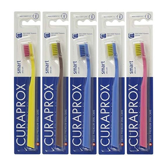 Curaprox CS Smart Zahnbürste - Kinder & Erwachsene/Ultraweiche Plaqueentfernung/Kleiner Kopf mit 7.600 Curen®-Filamenten/Zufällige Farbe | Einzelpackung/Hergestellt in der Schweiz