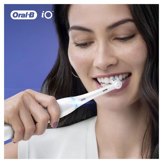 Oral-B iO Ultimative Reinigung Aufsteckbürsten für elektrische Zahnbürste, 2 Stück, ultimative Zahnreinigung mit iO Technologie, Zahnbürstenaufsatz für Oral-B Zahnbürsten