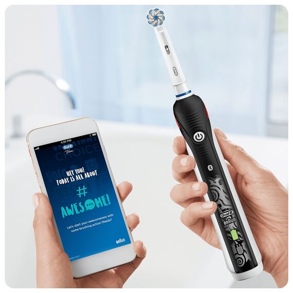 Oral-B Teen Elektrische Zahnbürste/Electric Toothbrush, 3 Putzmodi inkl. Sensitiv und Bluetooth-App für Zahnpflege, Ortho-Care Aufsteckbürste für Zahnspangen, Designed by Braun, schwarz, 1 Stück