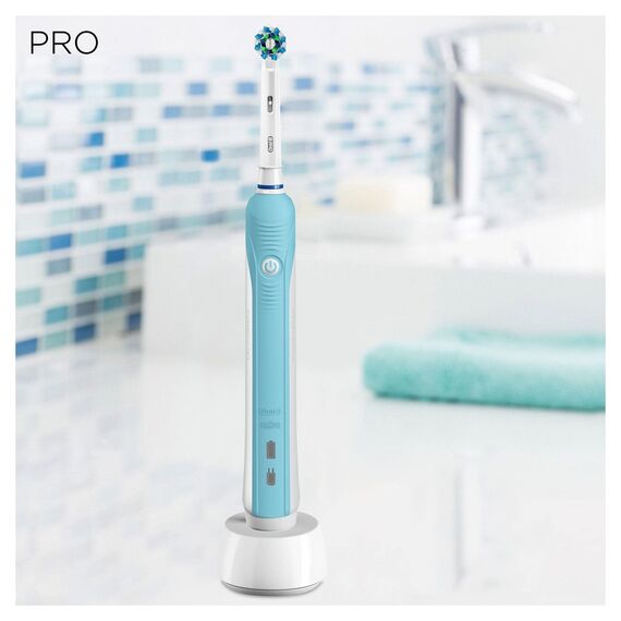 Braun Oral-B Pro 600 CrossAction Electric Rechargeable Toothbrush