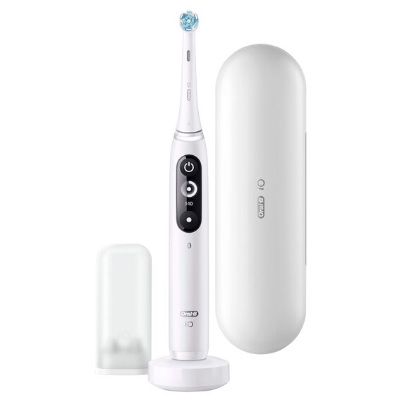 Braun Oral-B iO – 7n – Elektrische Zahnbürste, wiederaufladbar, 1 hochwertiger, weißer Griff mit Revolutionärer Magnettechnologie, Anzeige Schwarz und Weiß, 1 Bürste, 1 Premium-Reiseetui