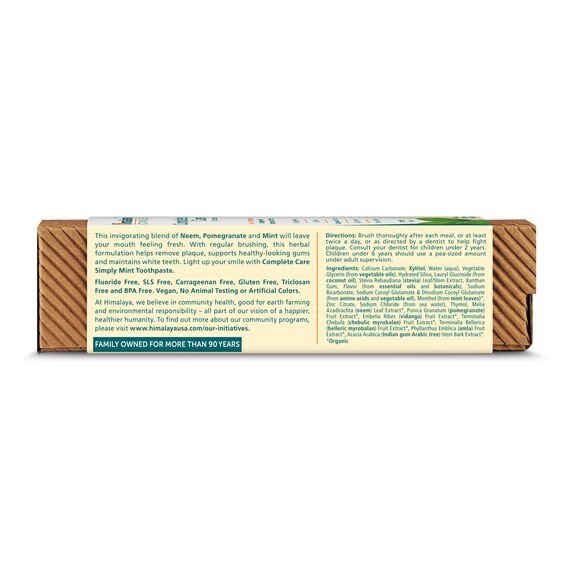 Himalaya Botanique Simply Mint Complete Care Toothpaste Refreshing Mint Flavour | Strong Teeth | Healthy Gums | Fresh Breath - 150g