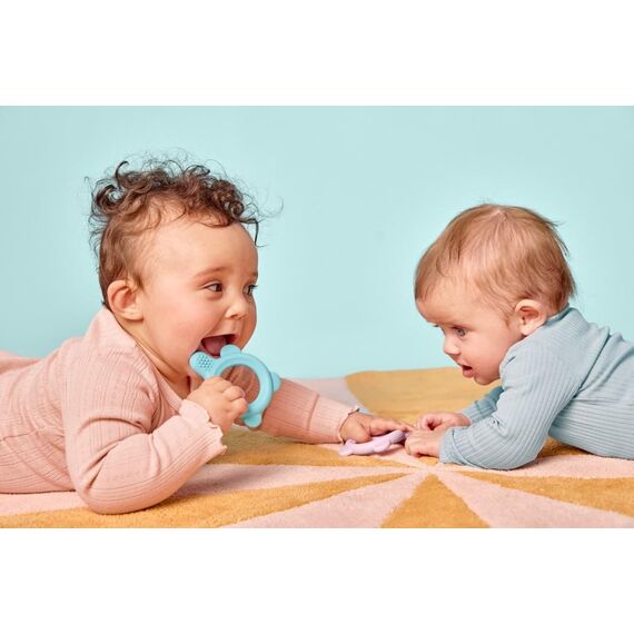 Jordan* ® | Step 0 Beißring & Trainingszahnbürste | BPA-frei, hygienisch, 2-in-1-Lösung für Zahnen und frühes Zähneputzen für Babys | 1 Beißring + 2 Step 1 Baby-Zahnbürste | Rosa